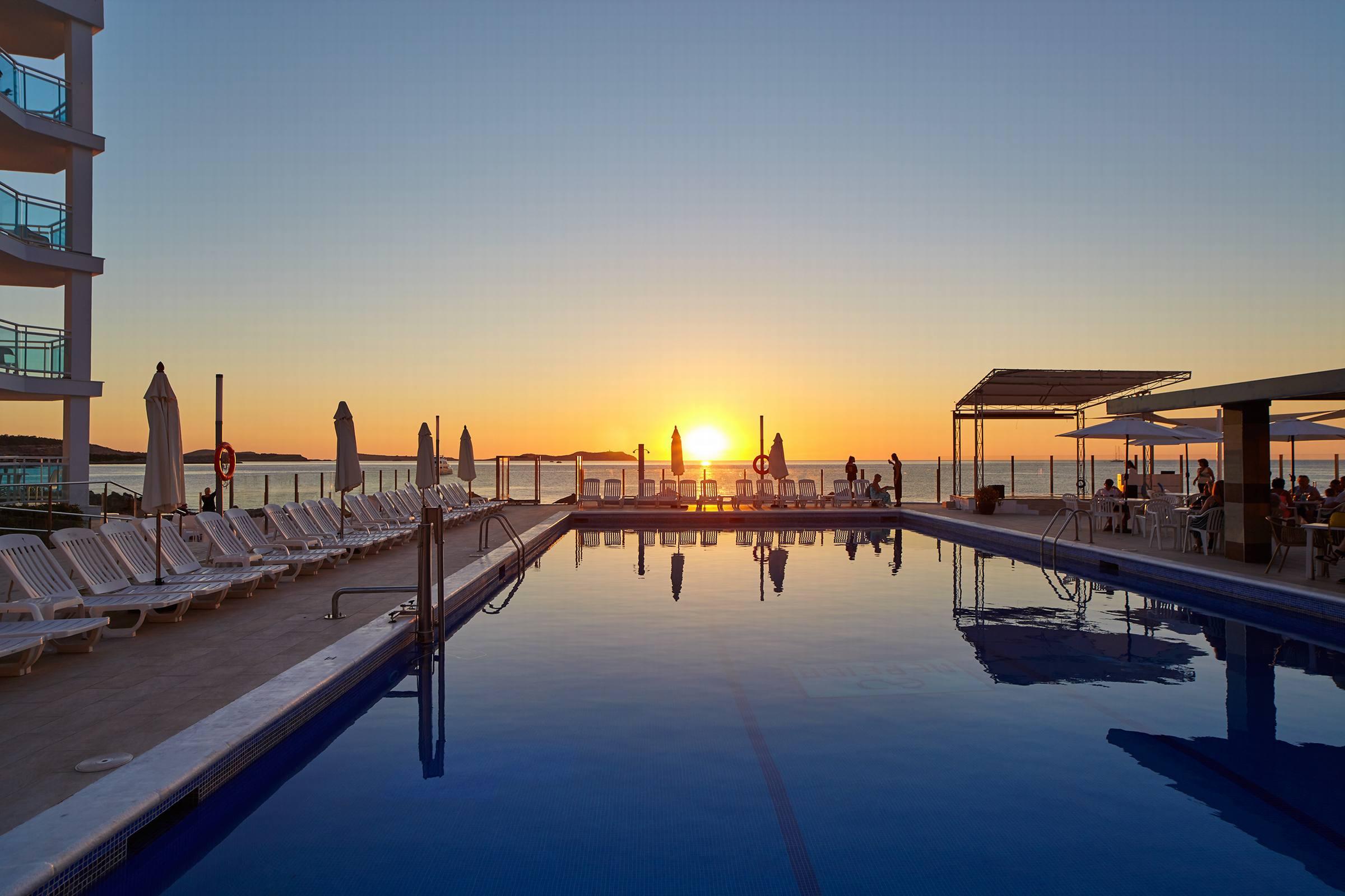 Aparthotel Nereida Σαν Αντόνιο Εξωτερικό φωτογραφία