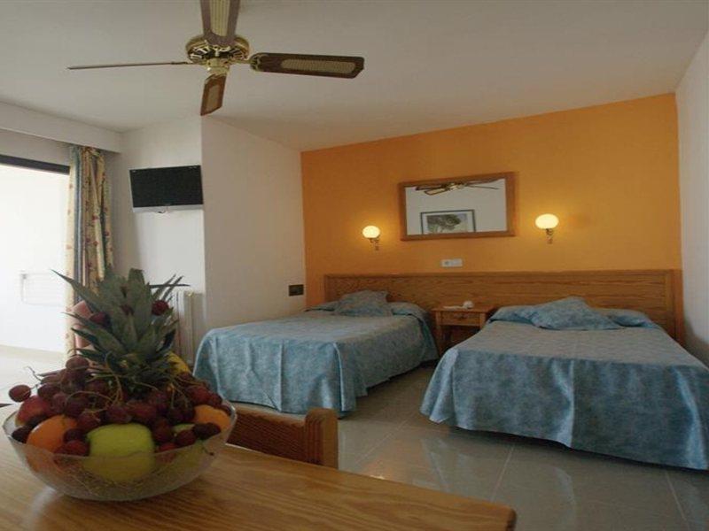 Aparthotel Nereida Σαν Αντόνιο Εξωτερικό φωτογραφία